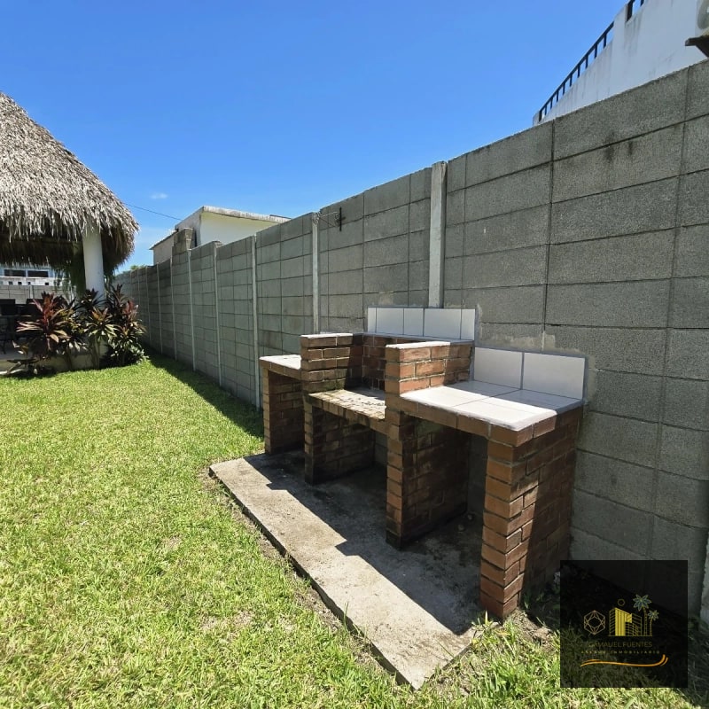 CASA DE PLAYA EN VENTA EN MONTERRICO - 2