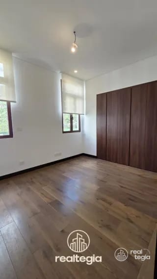 APARTAMENTO OLMOS DE CAYALÁ ZONA 16 — Apartamento en Alquiler en Zona 16, Guatemala, Ciudad — miniatura 11 de 12