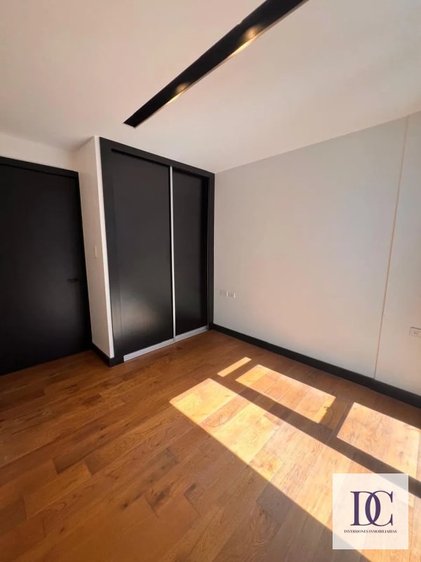 📍 APARTAMENTO EN VENTA – VILLA MARISCAL | ZONA 11 - 8