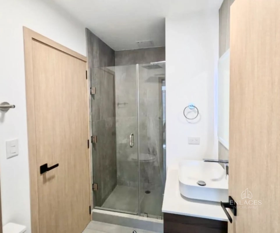 Zona 10 • Apartamento en Renta • Edificio Bonadiez - 6
