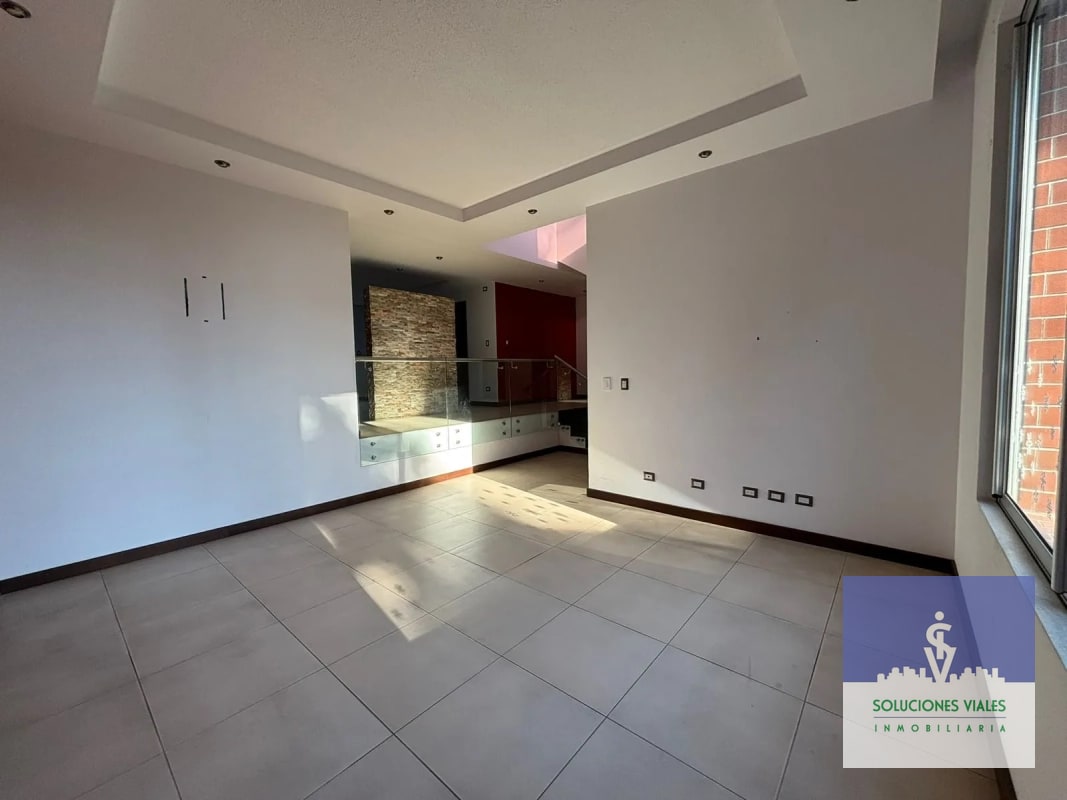 CASA EN ALQUILER de 4 habitaciones, zona 16 - 9