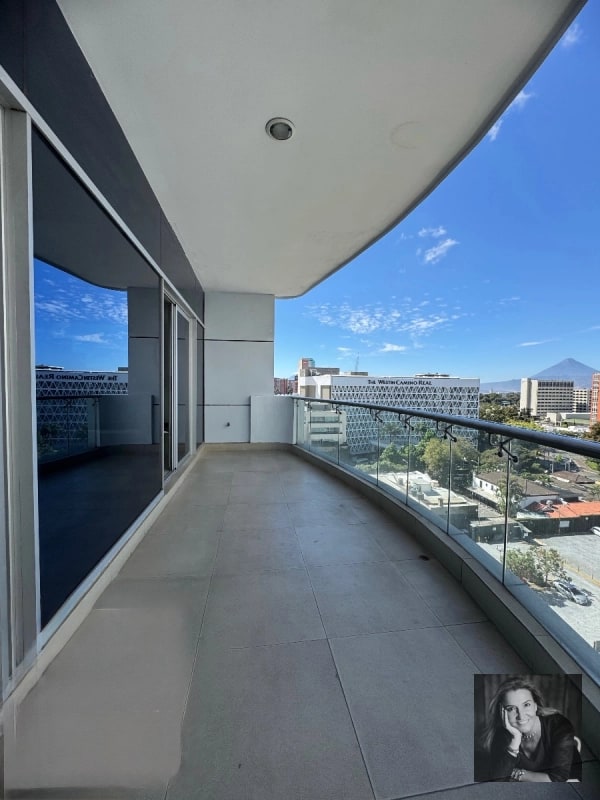 DUBAI CENTER / Oficina en Venta , zona 10 - 15