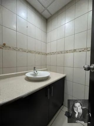 DUBAI CENTER / Oficina en Venta , zona 10 — Oficina en Venta en Dubai Center, Zona 10, Guatemala, Ciudad — miniatura 9 de 15