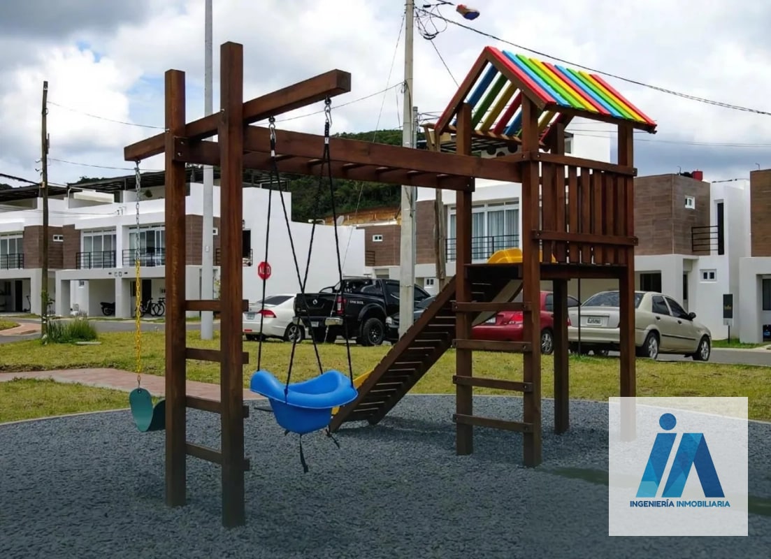 CASA EN VENTAšSecoya de Arrazola, Km 16.5 Fraijanes Una casa diseƱada para ofrecer comodidad con una increĆble terraza con pĆ©rgola ideal para tus reuniones sociales. ā Casa en Venta en Fraijanes, Carretera a El Salvador, Guatemala, Ciudad ā foto 2 de 14