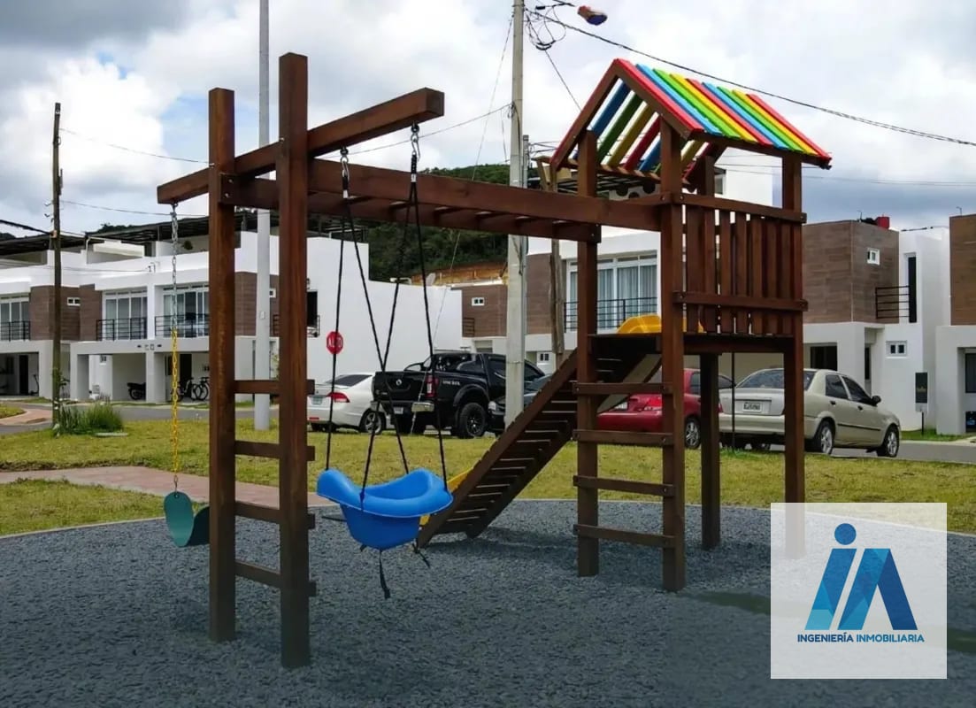 CASA EN VENTA📍Secoya de Arrazola, Km 16.5 Fraijanes Una casa diseñada para ofrecer comodidad con una increíble terraza con pérgola ideal para tus reuniones sociales. — Casa en Venta en Fraijanes, Carretera a El Salvador, Guatemala, Ciudad — foto 2 de 14