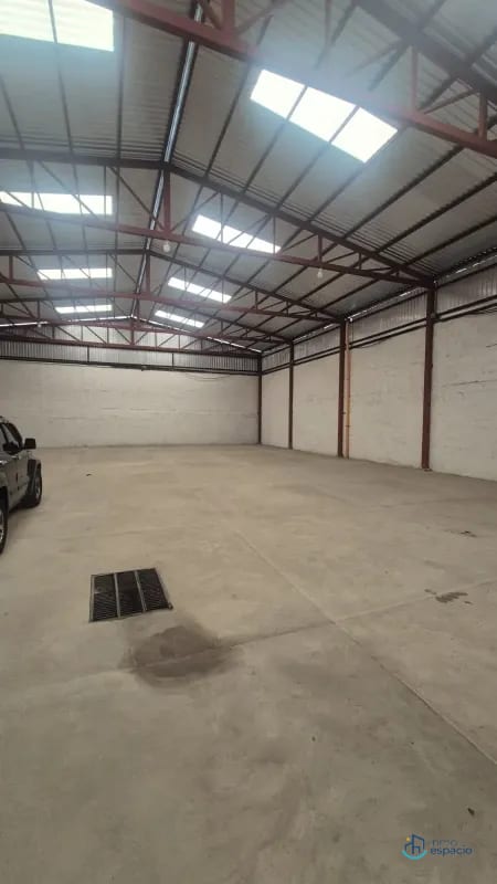 Bodega en renta- San Cristobal — Bodega / Ofibodega en Alquiler en Pinares de San Cristobal, Zona 8 Mixco, Guatemala, Ciudad — foto 6 de 17
