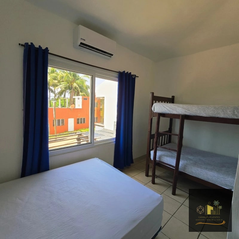 Casa de Playa en Venta en Monterrico/ Con registro de Propiedad - 11