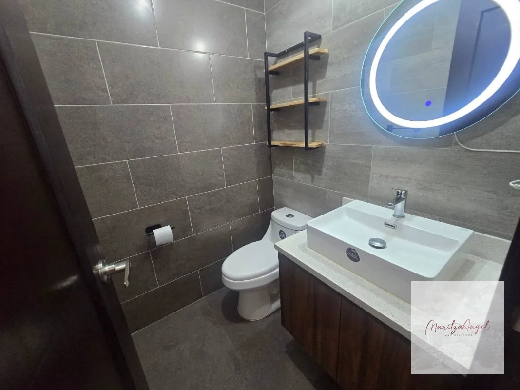VENTA DE APARTAMENTO EN ZONA 15 TORRE PRAGA - 6