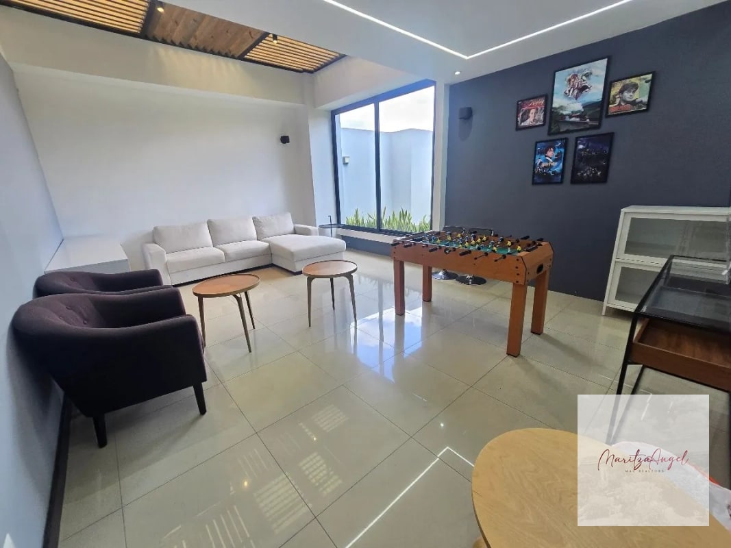 VENTA DE APARTAMENTO EN ZONA 15 TORRE PRAGA - 2