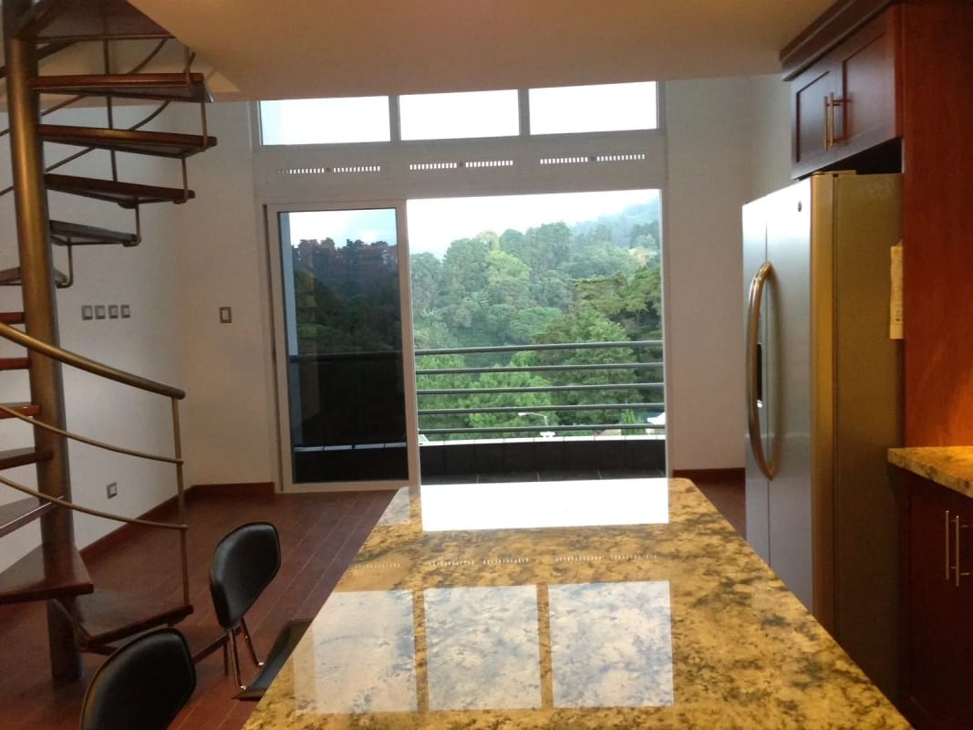 📍 Apartamento Tipo Loft en Renta – 1 Hab | Edificio Lindora, Zona 16 — Apartamento en Alquiler en Zona 16, Guatemala, Ciudad — foto 9 de 16