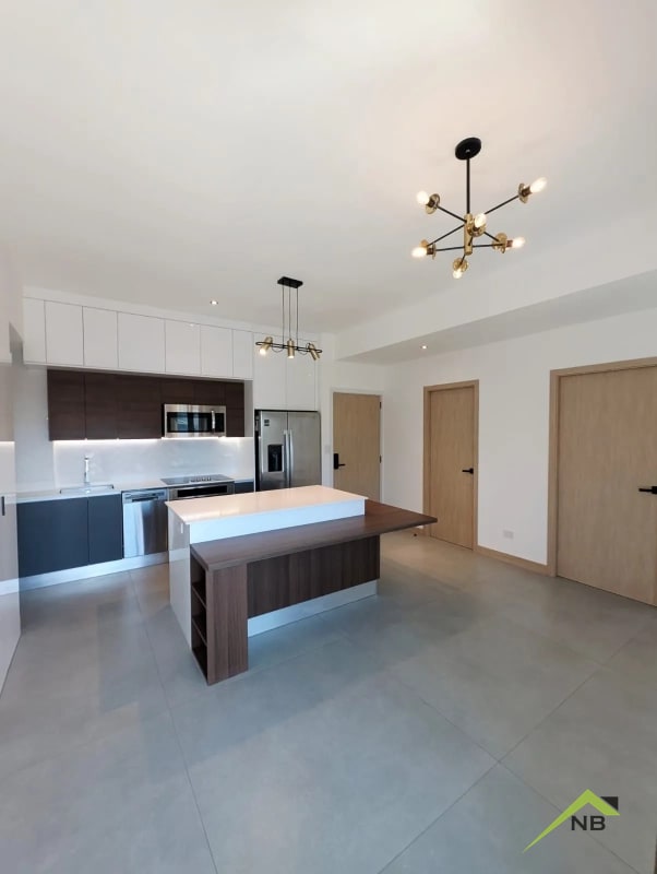 Moderno Apartamento en Renta Sector Hospitales Zona 10 - 9