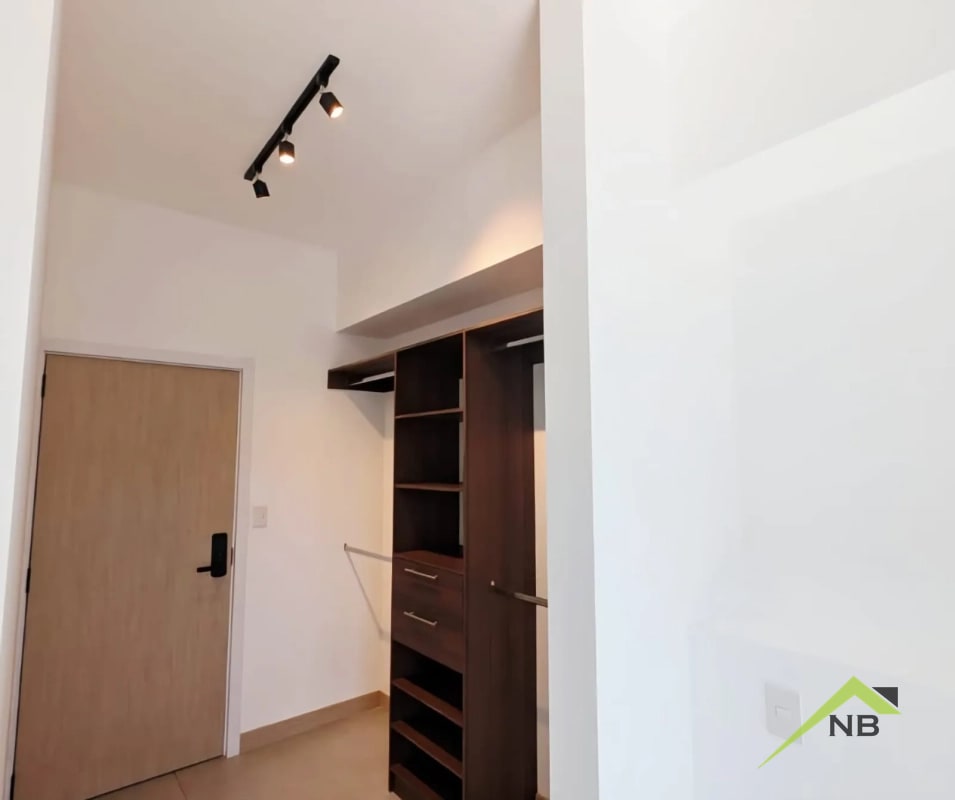 Moderno Apartamento en Renta Sector Hospitales Zona 10 - 3