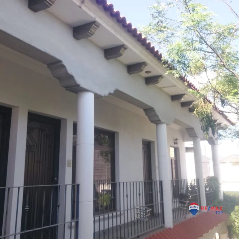 Renta de Edificio para estrenar | 2 Niveles  | 6 Ambientes | El Progreso, Jutiapa - 2