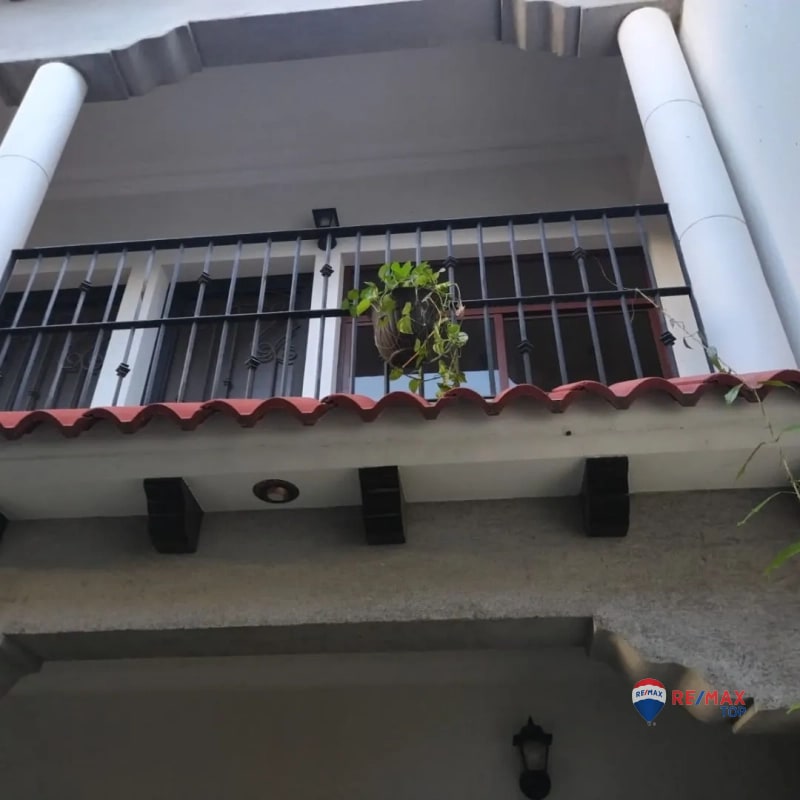 Renta de Edificio para estrenar | 2 Niveles | 6 Ambientes | El Progreso, Jutiapa - 1