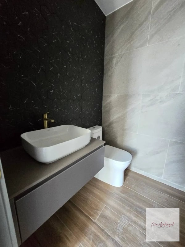VENTA DE APARTAMENTO EN ZONA 10 PARA ESTRENAR - 11