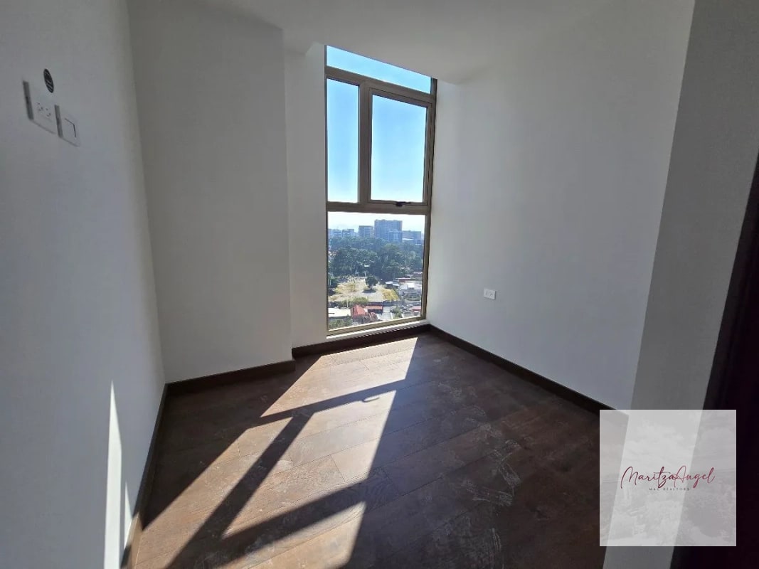 VENTA DE APARTAMENTO EN ZONA 10 PARA ESTRENAR - 3