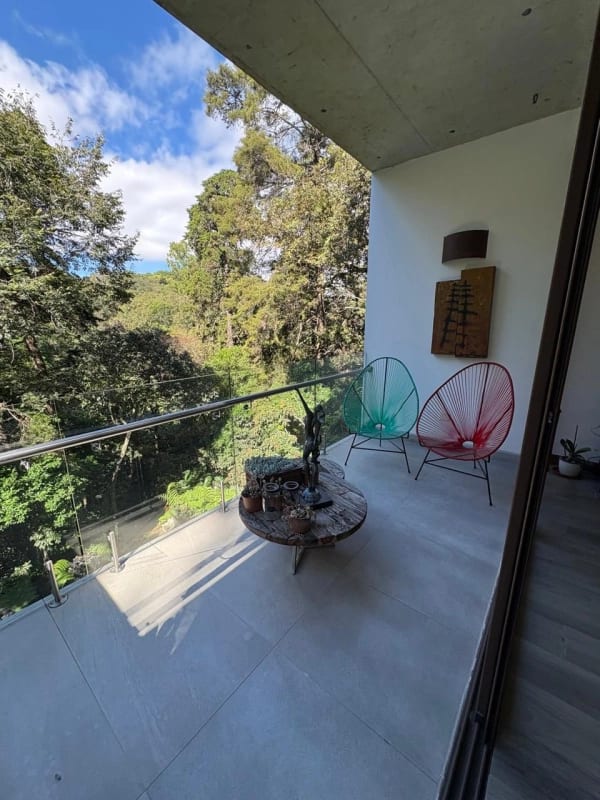 APARTAMENTO AMUEBLADO RENTA OAKLAND ZONA 10, 159 MTS2, 2 DORMITORIOS, 2,500 + IVA — Apartamento en Alquiler en Zona 10, Guatemala, Ciudad — foto 2 de 7