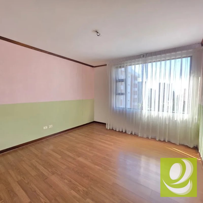 APARTAMENTO EN RENTA O VENTA EN CASTELLAR ZONA 10 - 9