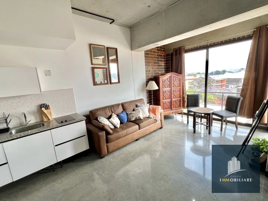 Apartamento amueblado en venta 4 Grados Norte, zona 4 - 14