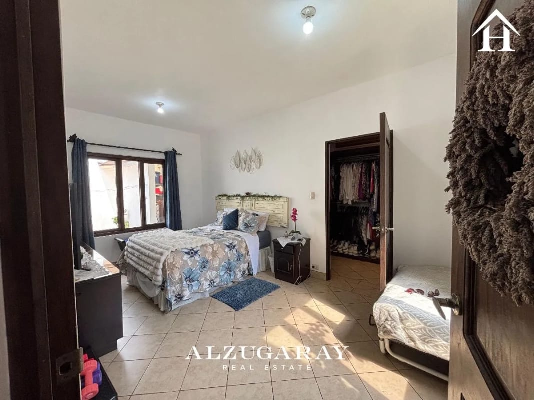 CASA ESTILO COLONIAL C/ JARDIN 2 HAB. / SAN PEDRO LAS HUERTAS — Casa en Venta en San Pedro Las Huertas, Antigua, Sacatepéquez — foto 6 de 13
