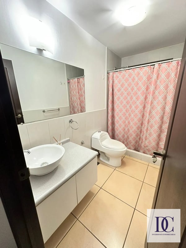 📍 APARTAMENTO EN RENTA AMUEBLADO – EDIFICIO MADELEINE | ZONA 10 - 3