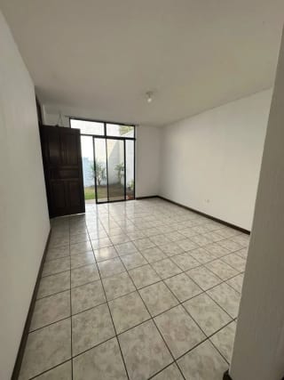 Casa en alquiler, Santa Monica 1, Carretera a El Salvador — Casa en Alquiler en Santa Monica I, Carretera a El Salvador, Guatemala, Ciudad — miniatura 6 de 11