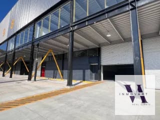 Alquiler de bodega en Naranjo dentro de complejo Industrial — Bodega / Ofibodega en Alquiler en Condado Naranjo, Zona 4 Mixco, Guatemala, Ciudad — miniatura 4 de 6