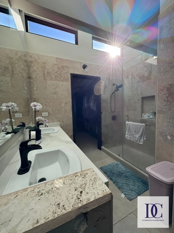 CASA EN VENTA CON PISCINA – LAZOS DE FRAIJANES; KM.20 CAES - 9