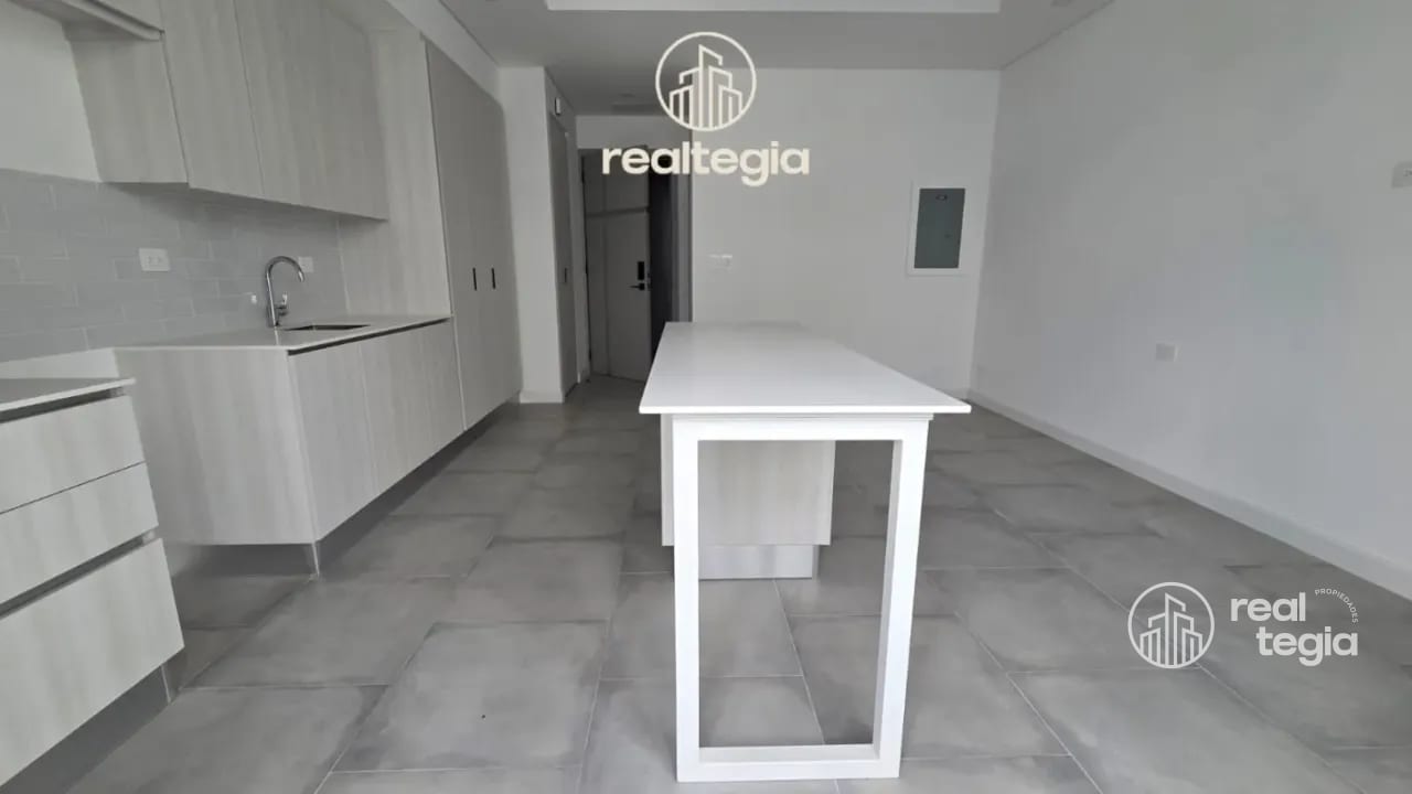 APARTAMENTO ANTARES DE CAYALÁ ZONA 16 — Apartamento en Venta en Zona 16, Guatemala, Ciudad — foto 4 de 5