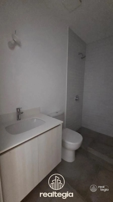 APARTAMENTO ANTARES DE CAYALÁ ZONA 16 - 1