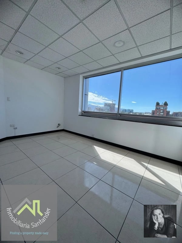 DUBAI CENTER / Oficina en Venta , zona 10 - 13