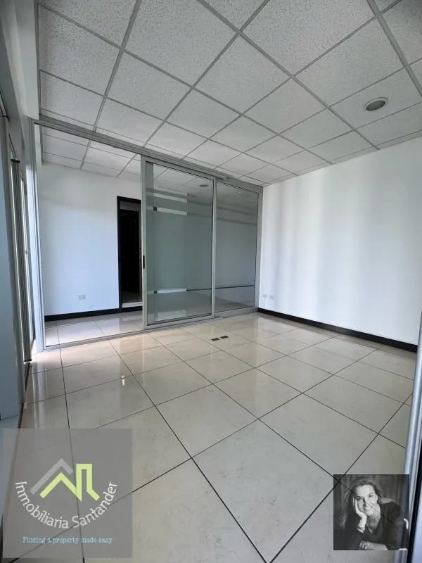 DUBAI CENTER / Oficina en Venta , zona 10 — Oficina en Venta en Dubai Center, Zona 10, Guatemala, Ciudad — foto 12 de 17