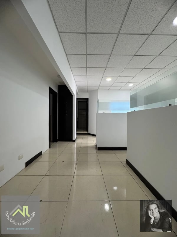 DUBAI CENTER / Oficina en Venta , zona 10 - 7