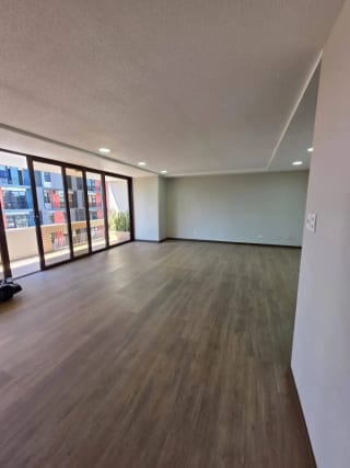 Amplio apartamento en venta zona 10 — Apartamento en Venta en Zona 10, Guatemala, Ciudad — miniatura 9 de 9