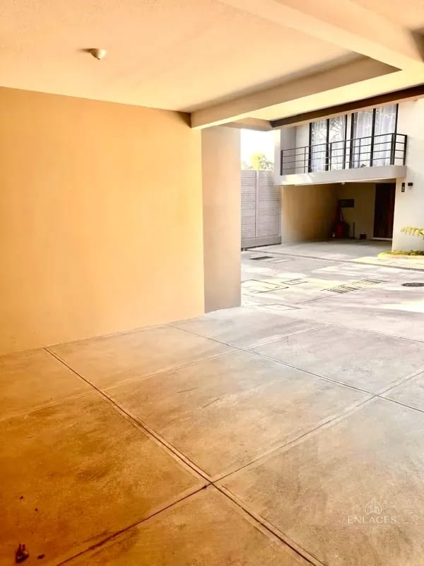 Zona 16 • Casa en Renta • Condominio Danté, Kanajuyú — Casa en Alquiler en Kanajuyú, Zona 16, Guatemala, Ciudad — foto 14 de 16