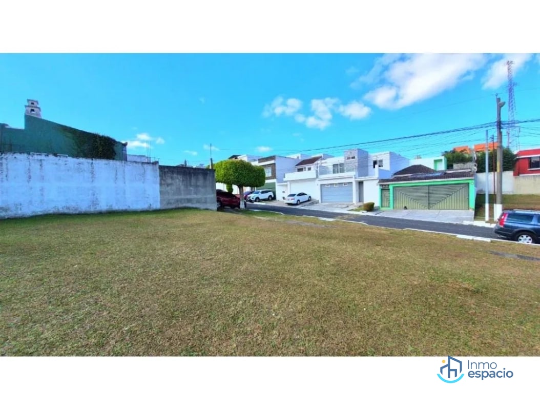 Terreno en Venta en Residencial Exclusivo - 3