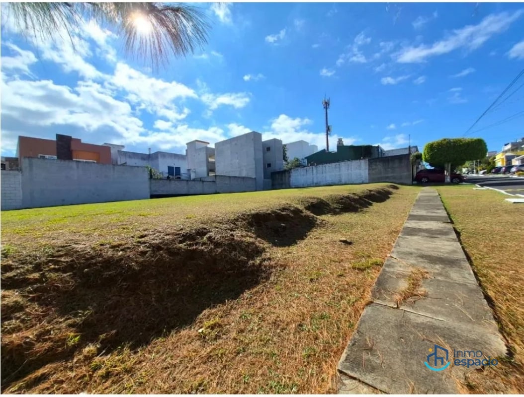 Terreno en Venta en Residencial Exclusivo - 2