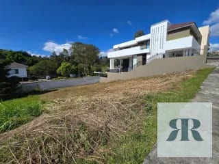 *Venta Terreno Lomas de San Isidro, Zona 16* — Terreno en Venta en Lomas de San Isidro, Zona 16, Guatemala, Ciudad — miniatura 4 de 6