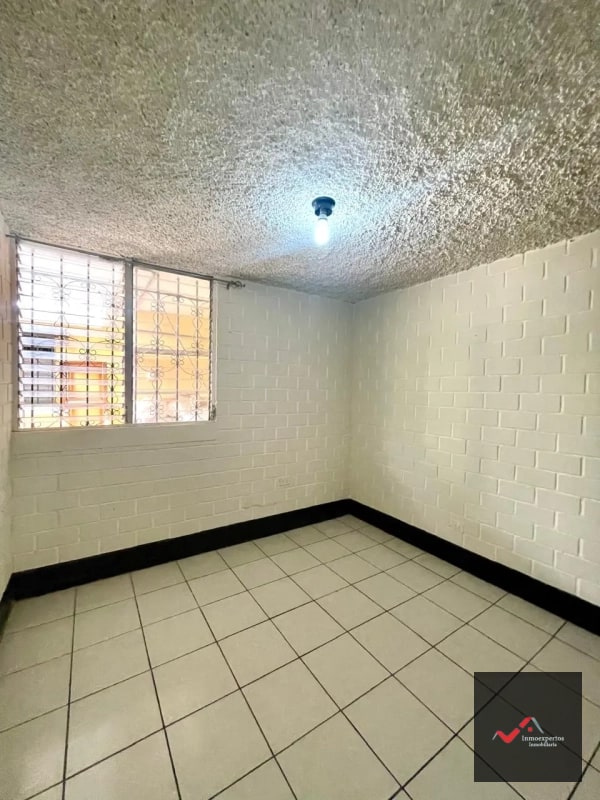 CASA EN VENTA BALCONES DE SAN CRISTÓBAL, ZONA 8 MIXCO - 8