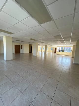 Se renta oficina en zona 13 — Oficina en Alquiler en Zona 13, Guatemala, Ciudad — miniatura 1 de 7