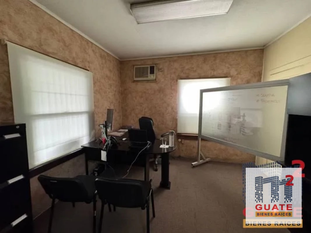 Casa fuera de condominio en Renta, Zona 13 - 11