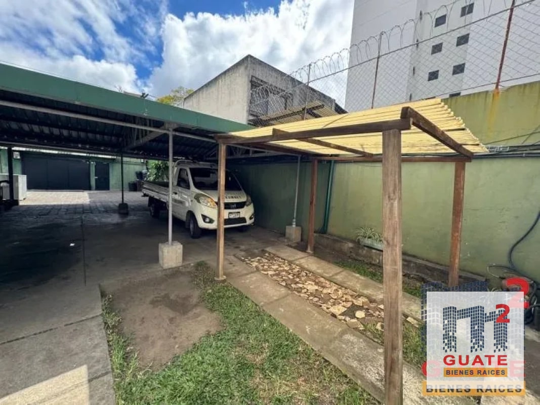 Casa fuera de condominio en Renta, Zona 13 - 4