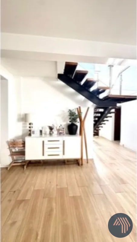 VENTA DE MODERNA CASA EXCELENTE UBICACIÓN - BLV. SAN CRISTOBAL - 11