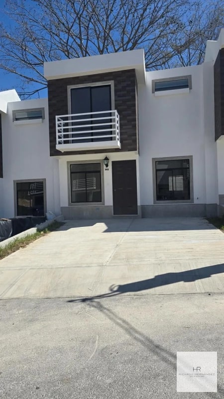 Alquiler de Casa Familiar: Colinas Premier, Palencia - 16