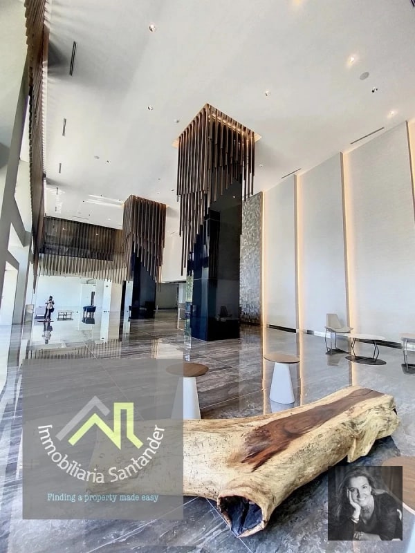 Oficina Exclusiva en Venta en Edificio Spazio Zona 15 Guatemala - 2