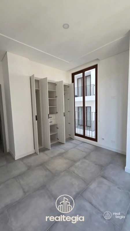 APARTAMENTO ANTARES DE CAYALÁ ZONA 16 - 3