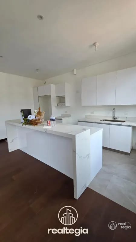 APARTAMENTO NOGALES DE CAYALÁ ZONA 16 — Apartamento en Venta en Zona 16, Guatemala, Ciudad — foto 13 de 13
