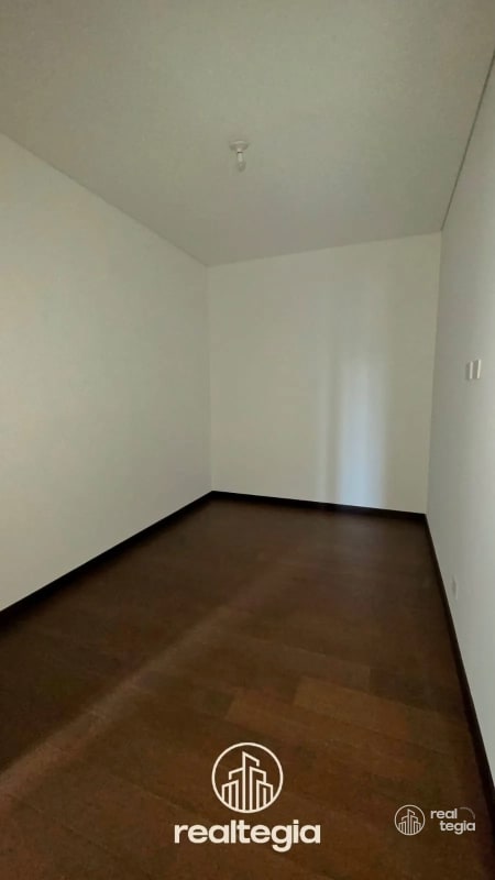 APARTAMENTO NOGALES DE CAYALÁ ZONA 16 - 4