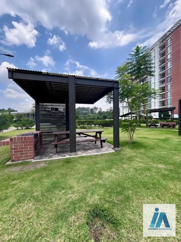 APARTAMENTO EN ALQUILER📍 Edificio San Isidro 20/21, Zona 16 — Apartamento en Alquiler en Zona 16, Guatemala, Ciudad — foto 4 de 12