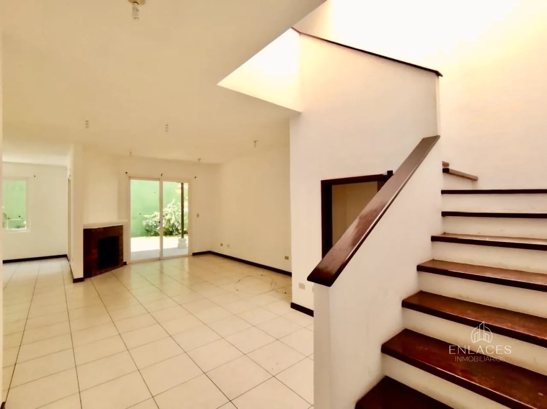 Fraijanes • Casa en Renta / Venta • Residencial Entreverdes - 4